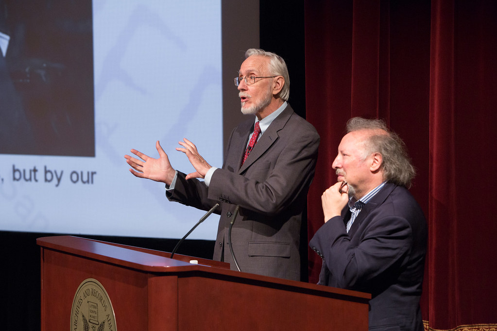 2015060102018 Back Channel to Cuba; Peter Kornbluh (righ… Flickr