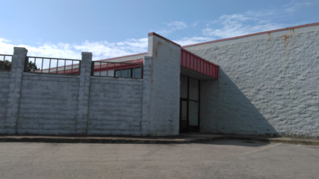 Becker Village Mall Roanoke Rapids, NC Jamie Middleton Flickr