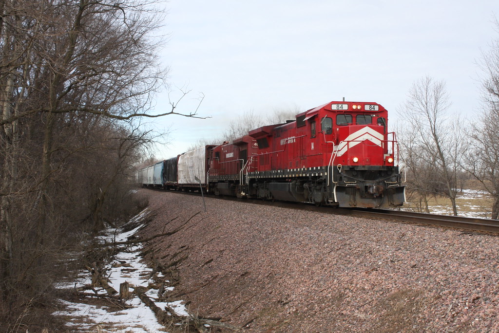 MNNR on the old CNW MNNR 84 leads the ''Bayport Job'' by L… Flickr