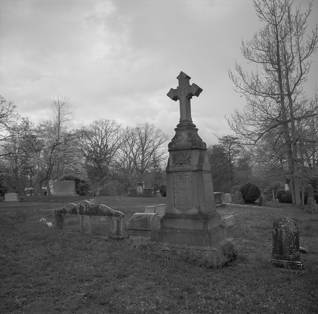 Riverside Cemetery No. 1 A landscape photograph of Riversi… Flickr