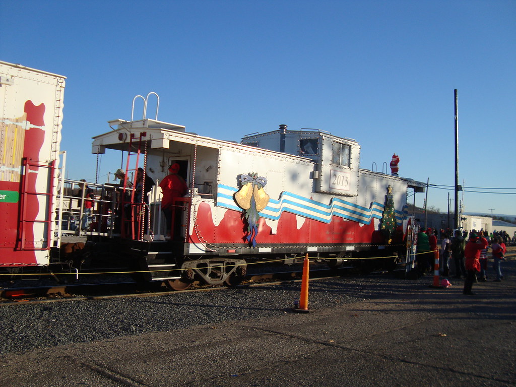 KCS Christmas Train at Heavener, Oklahoma on 6 December, 2… Flickr
