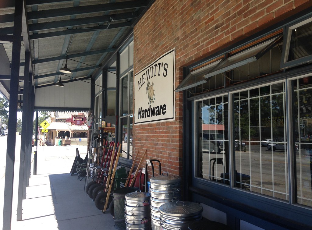 Templeton, California Hewitt Hardware Main Street Ju… Flickr