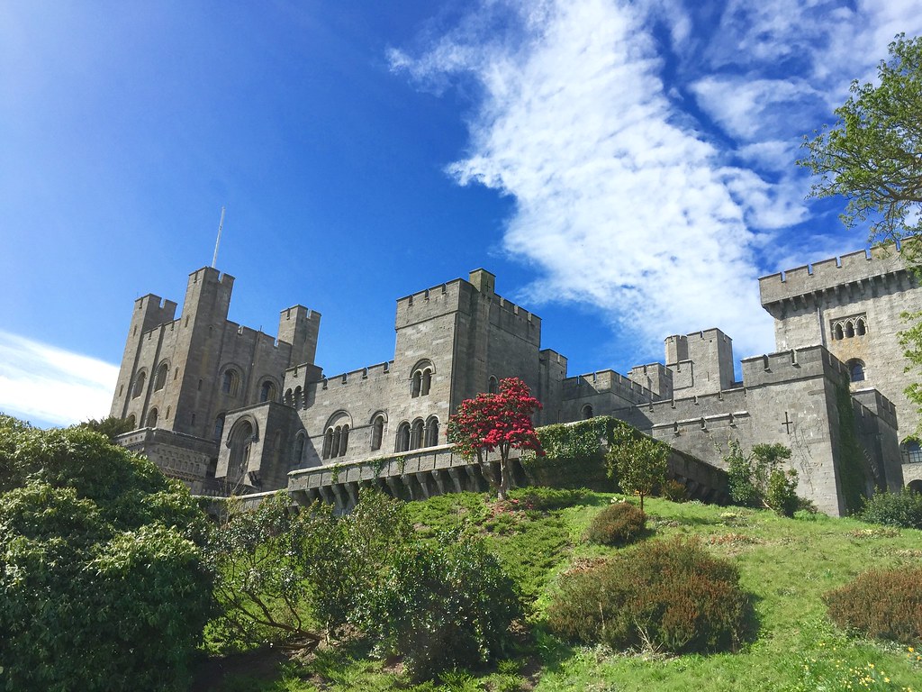 Penrhyn Castle Penrhyn Castle is a country house in Llande… Flickr