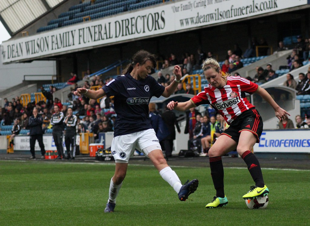 Millwall Lionesses Vs Sunderland Victoria Greenwell on the… Flickr