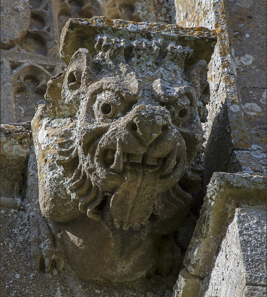 362Gargoyles www.medievallifeandtimes.info/medieval… Flickr