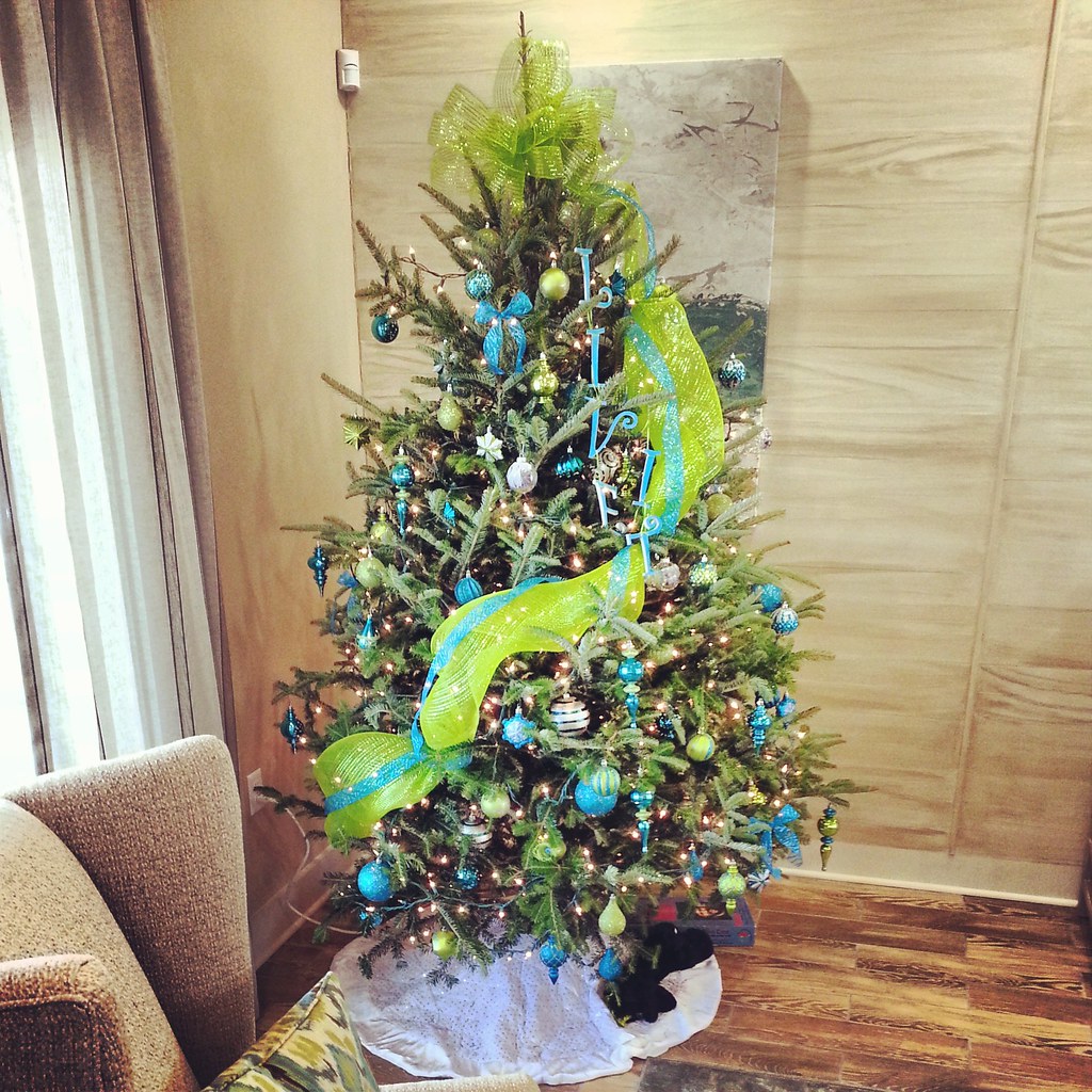 Clubhouse Christmas Tree Stillwater At Southbridge Apartments Flickr