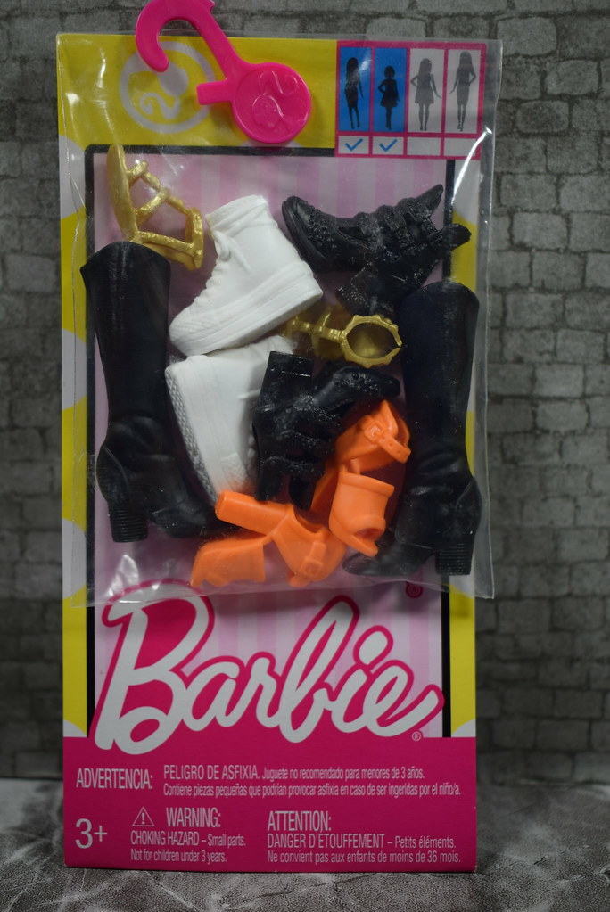 2016 Barbie Accessory Shoe Pack FCR92 Royalty.Girl Flickr