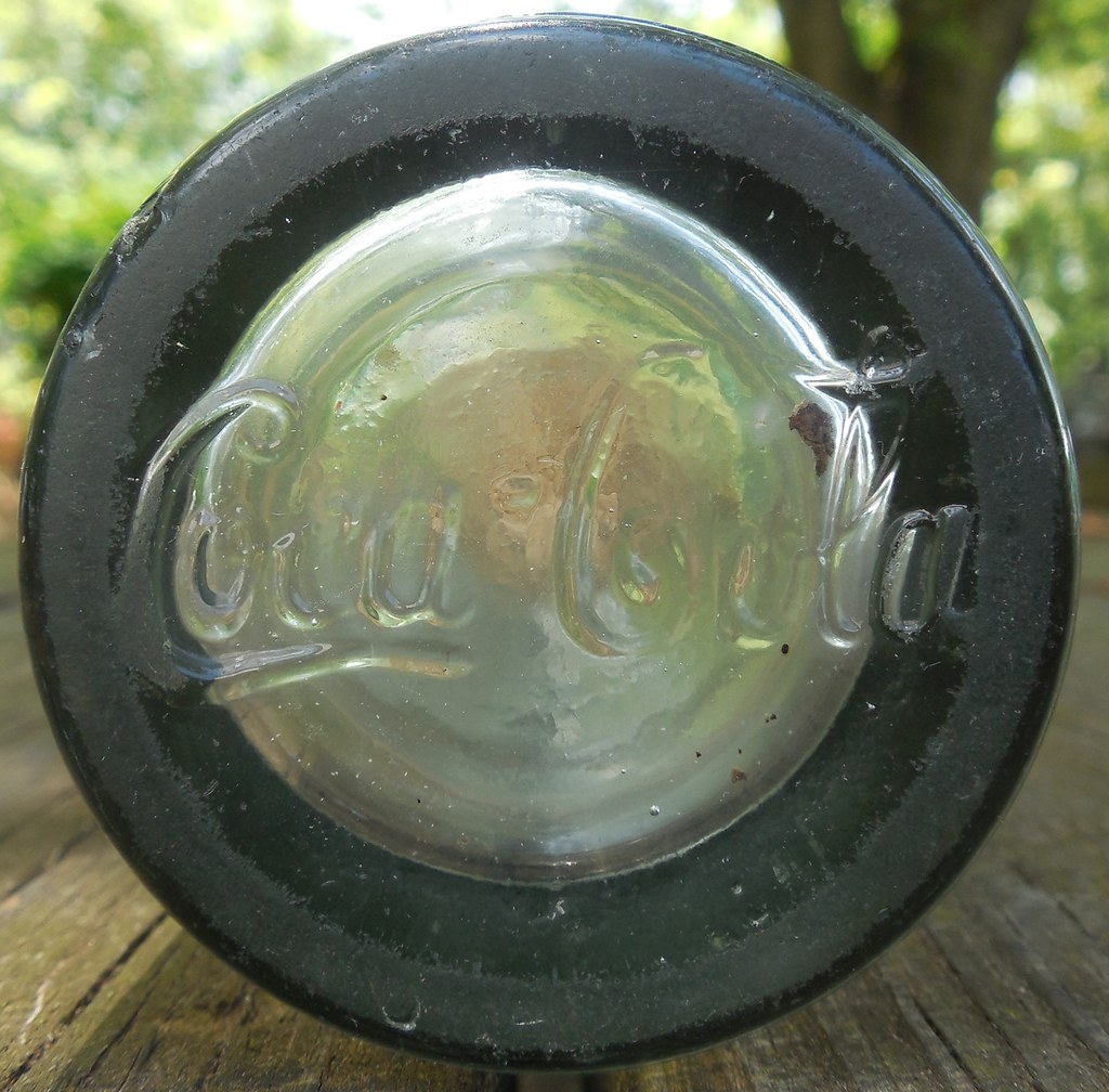 Bottom of Vintage Coke Bottle Dave Flickr