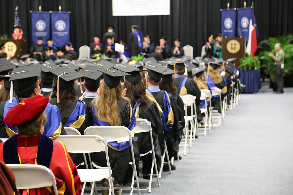 2015 New College graduates St. Edward's University Flickr