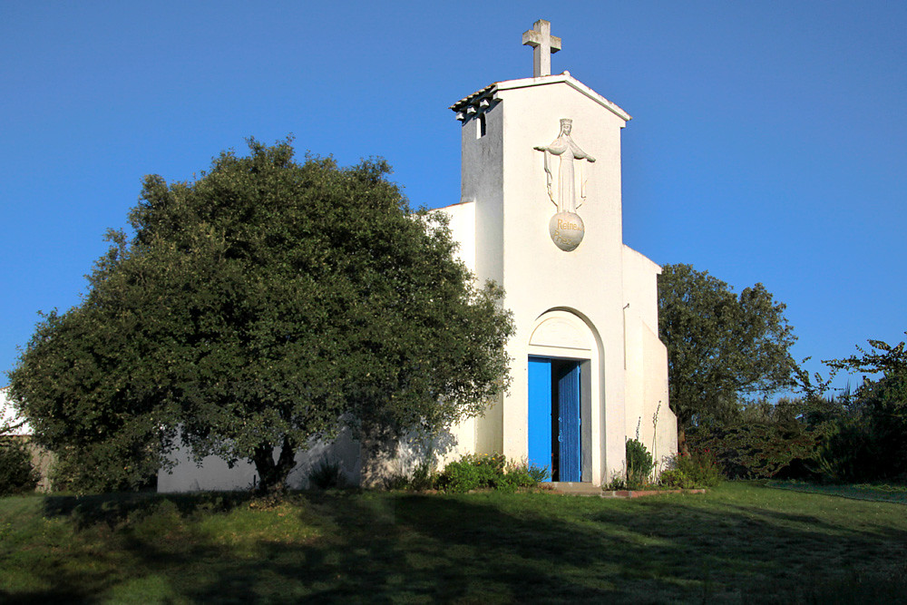 Île d'Yeu Chapelle de la Paix Chapelle Notre Dame de la P… Flickr