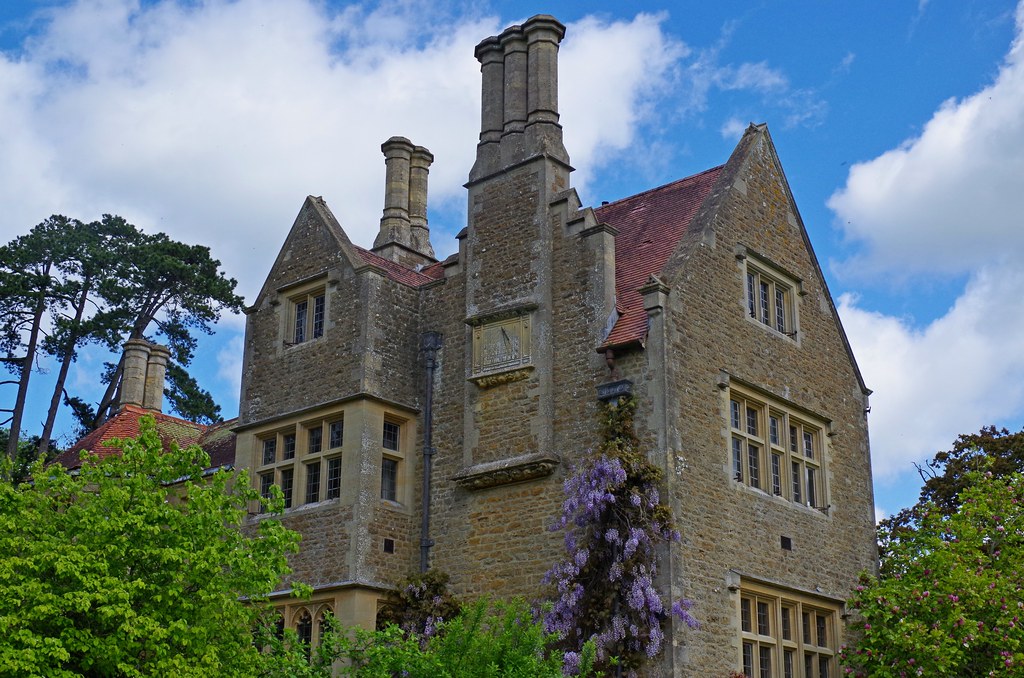 112007L Seend, Wilts, 12.5.2015 Cleeve House Lozarithm Flickr