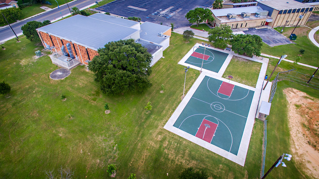 Lincoln Park Basketball Courts IFlySkyhawks Flickr