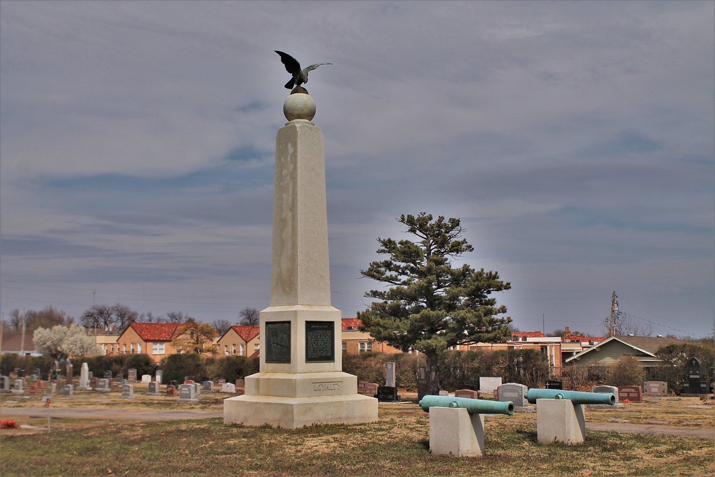 Loyalty Fairlawn Cemetery, OKC B. 2015 Flickr
