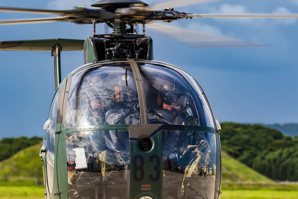 OH6D The Japan Ground SelfDefense Force (JGSDF)'s Kawasa… Flickr