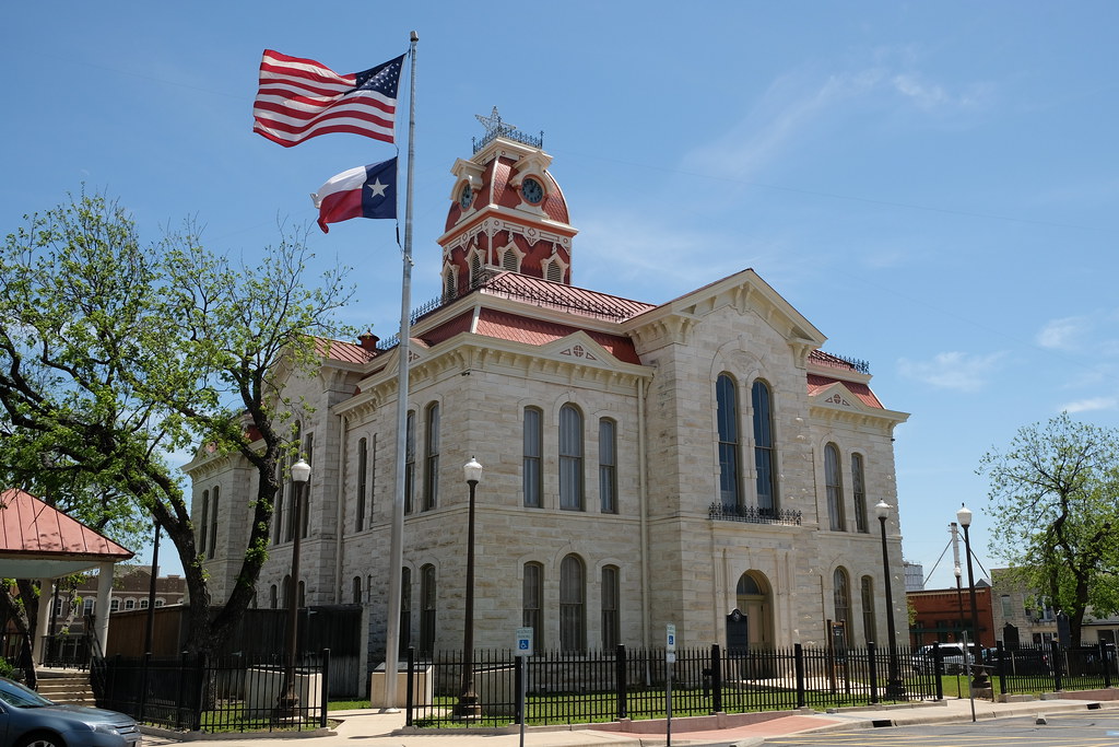 Lampasas Co Courthouse, Lampasas, TX 01 04.10.19 Gene Ellison Flickr