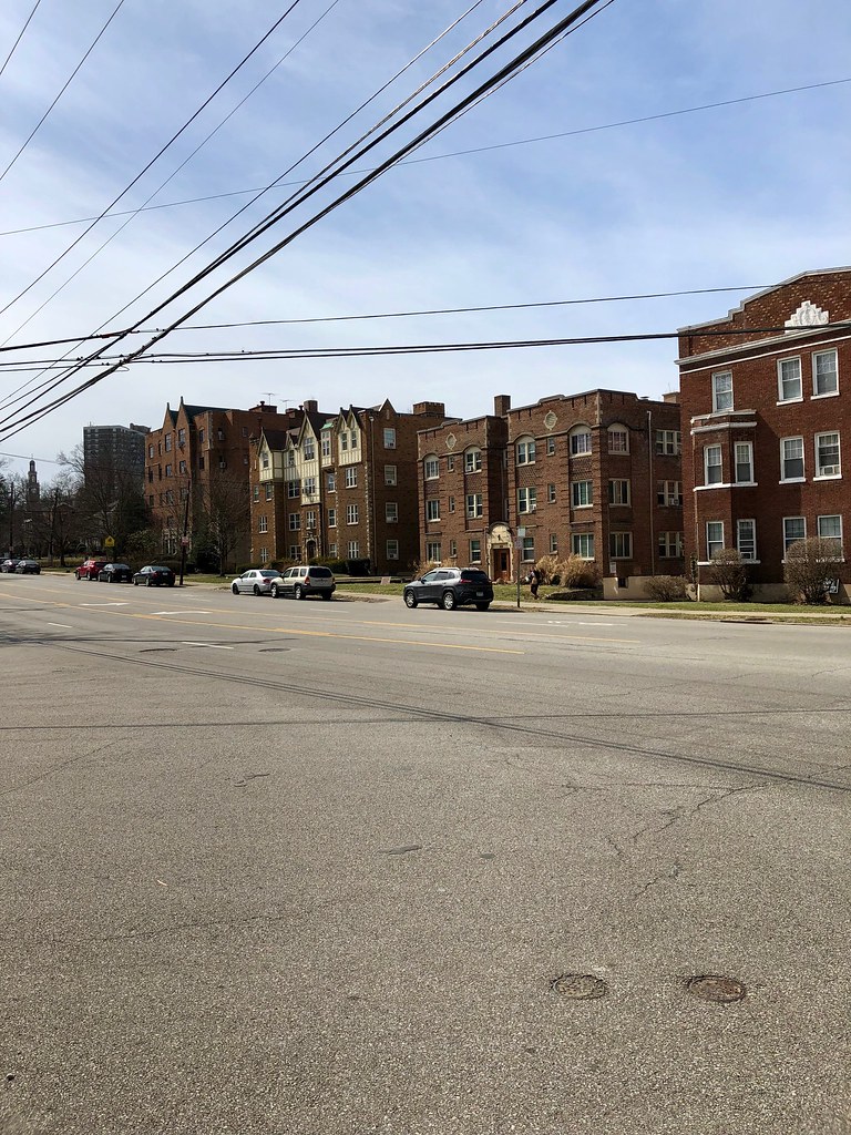 Madison Road, Hyde Park, Cincinnati, OH Warren LeMay Flickr