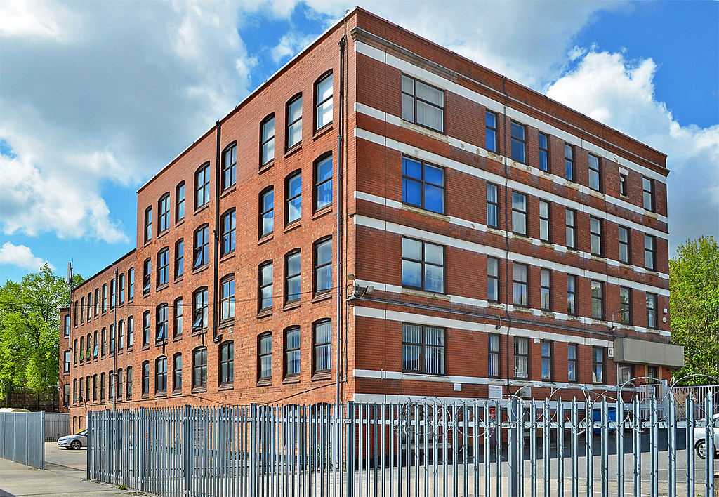 Harp Place, Sandy Lane, Coventry 12 May 2012 Former Daim… Flickr