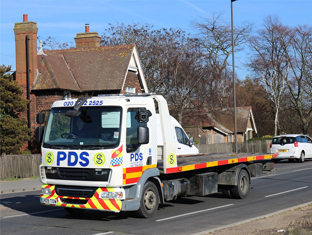 PDS LH09 TOW Shooters Hill Road Blackheath 210219 Flickr