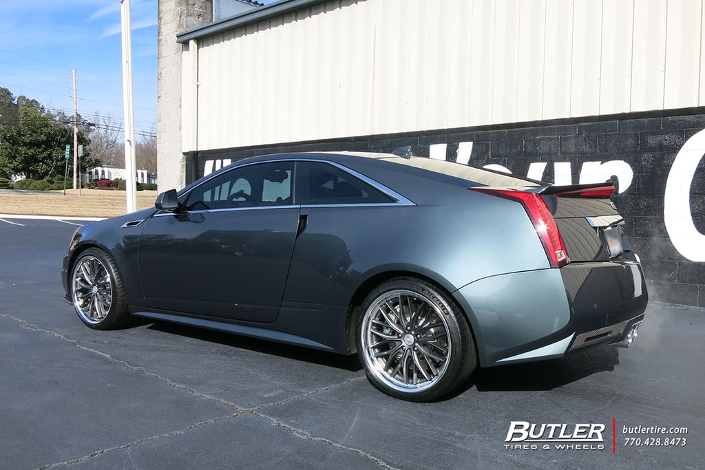Cadillac CTSV with 20in Vossen VWS2 Wheels and Michelin Pilot Sport 4S