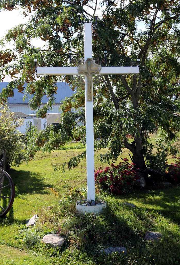 NotreDamedeStanbridge Croix Flickr