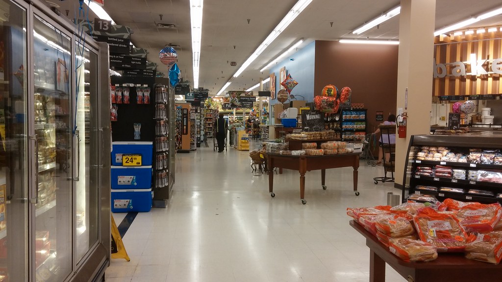 Alcove Creator WEEK 14 Batesville Kroger, Set IV Panning… Flickr