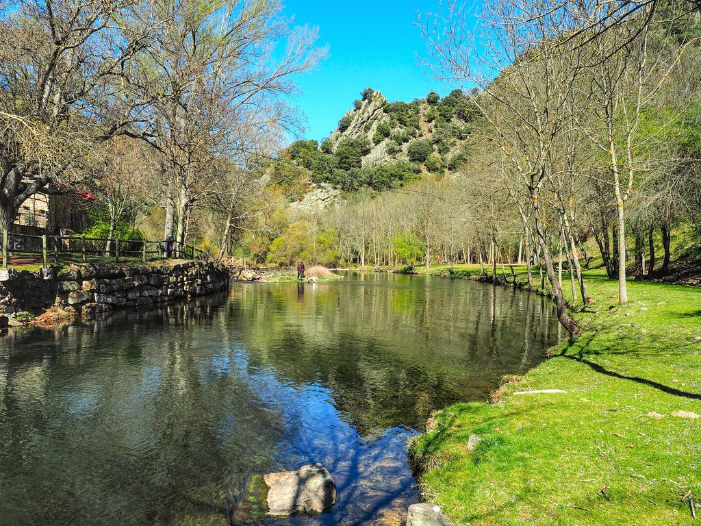 Rio Najerilla. La Rioja. Al pie de la Venta de Goyo, en Vi… Flickr