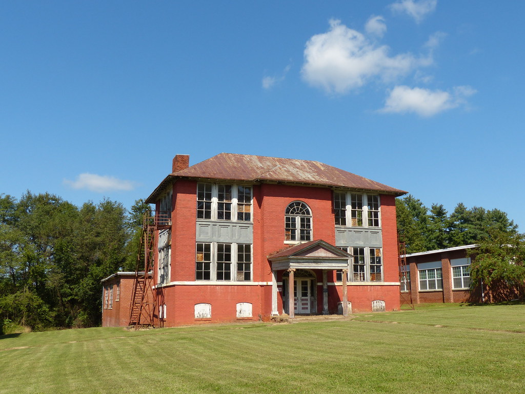 old school building in Charlotte Court House, Virginia Flickr