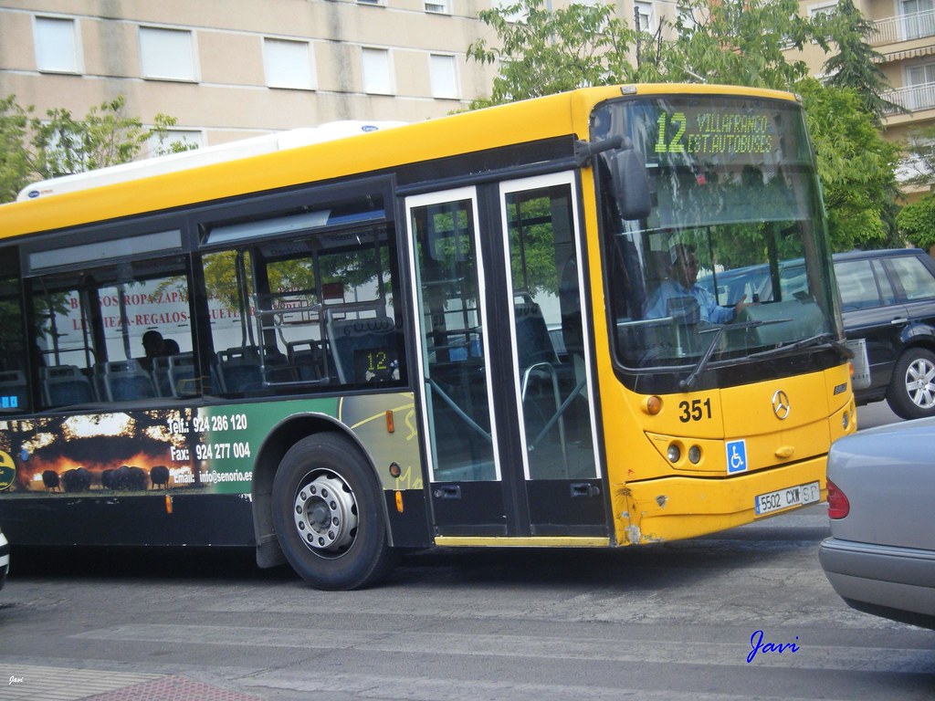 Burillo Mercedes Benz 351 Tubasa Línea 12 Estación de Au… Flickr