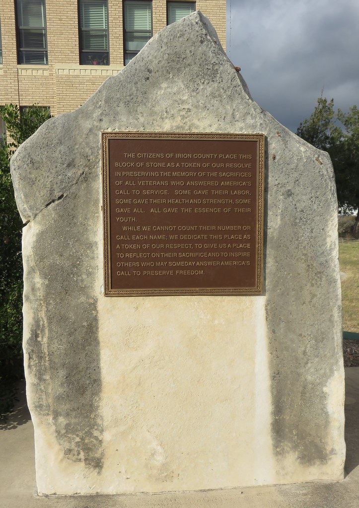 Irion County VFW Monument (Mertzon, Texas) Located on the … Flickr
