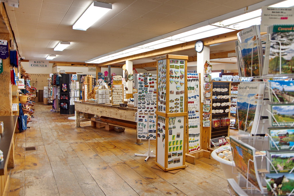 06 Hogback Mountain 100 Mile View Inside the Gift Shop Flickr