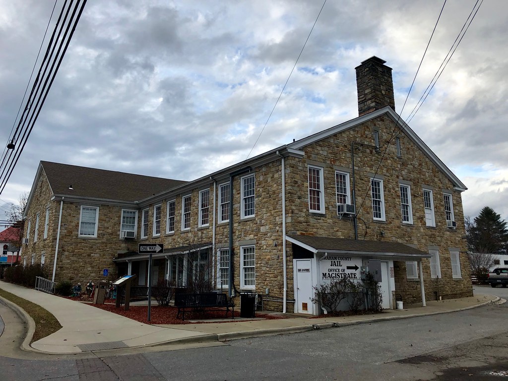 Graham County Courthouse, Robbinsville, NC Warren LeMay Flickr