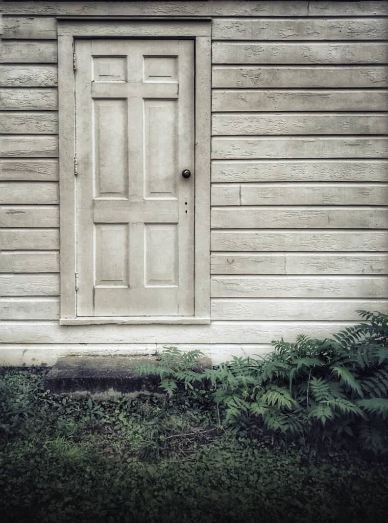 Barn Door, Asheville, NC Color Version Elsa Brenner Flickr