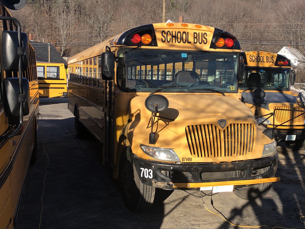 071491 First Student Bristol, NH Newfound Area School Dist… Flickr