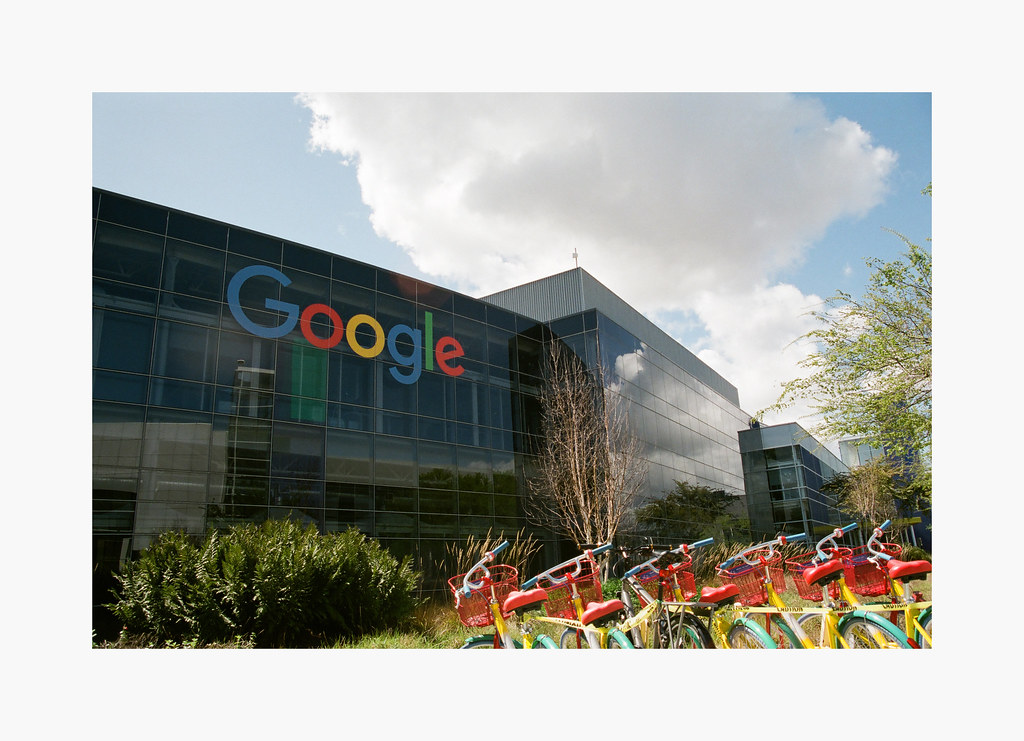 Mountain View Business Park Fujifilm 400H SEARCH. Docume… Flickr