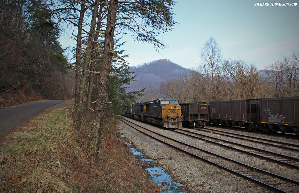 CSX C871 Shelbiana, KY 2/2/19 CSX C871 is tied down in the… Flickr