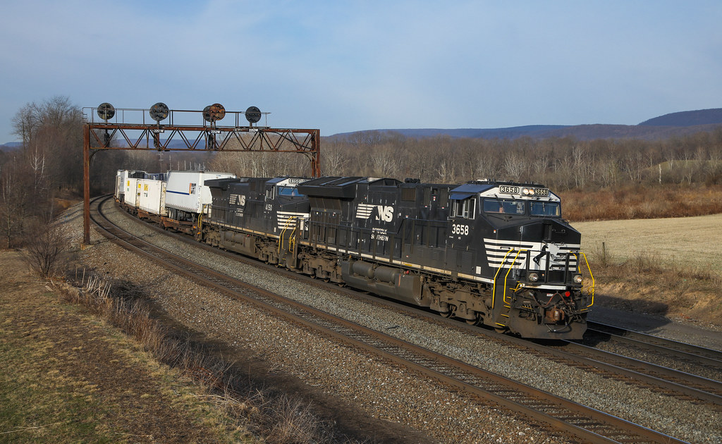 NS 20K Tipton, PA Lance Shott Flickr