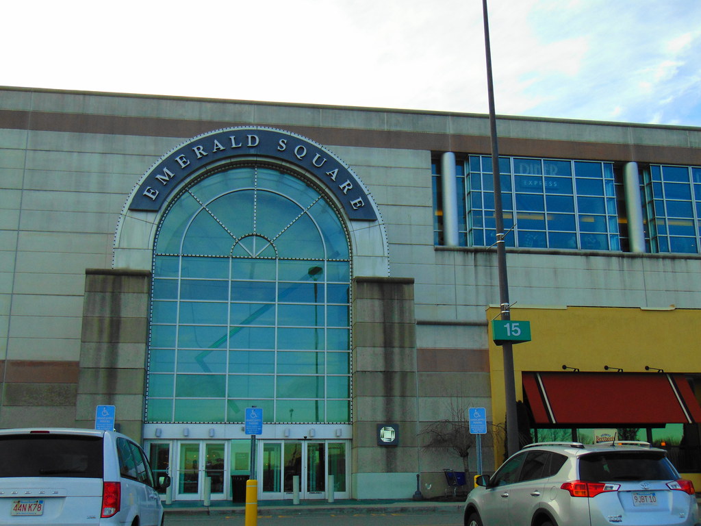 Emerald Square Mall (North Attleboro, Massachusetts) Flickr