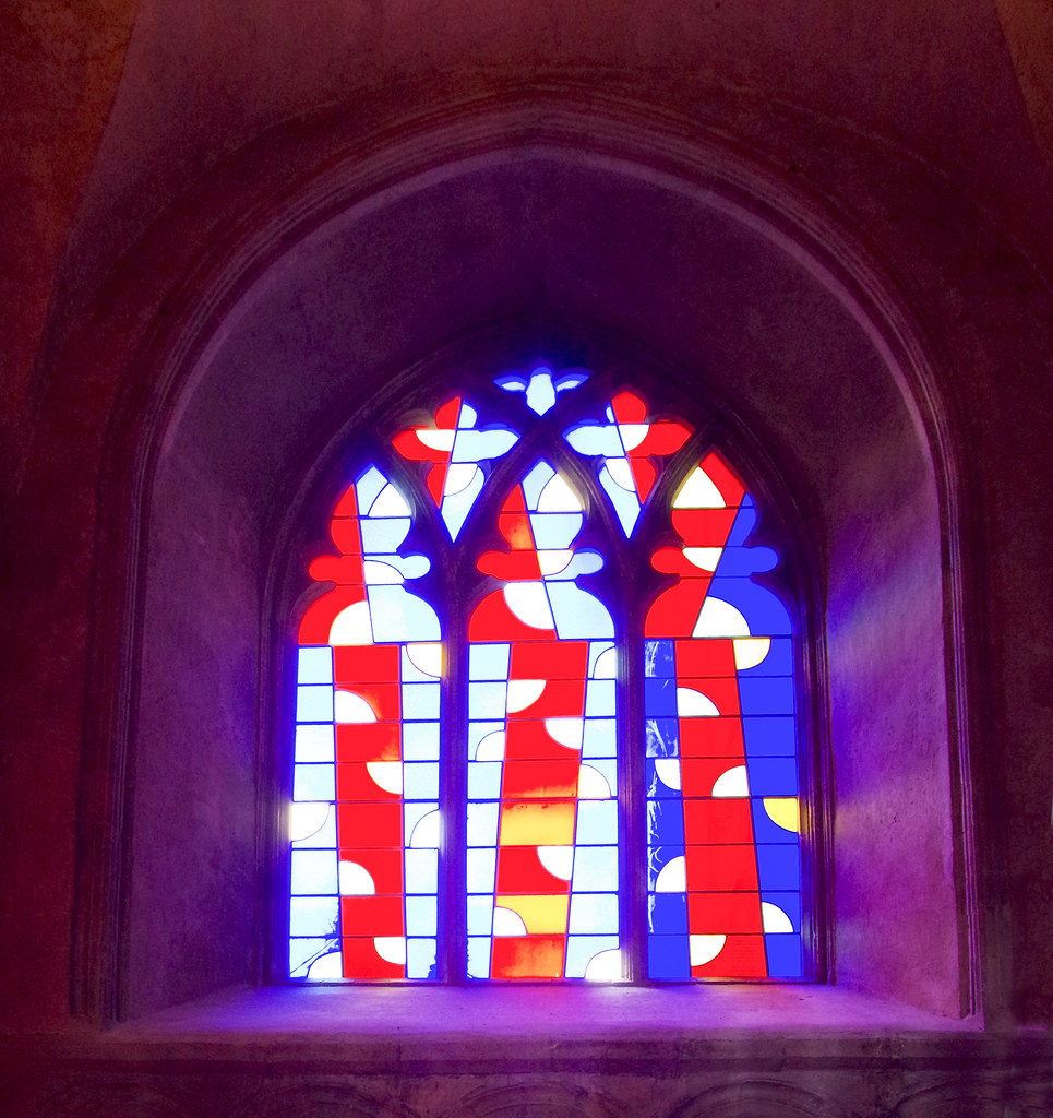 Norwich Cathedral Modern Stained Glass Window A very unu… Flickr