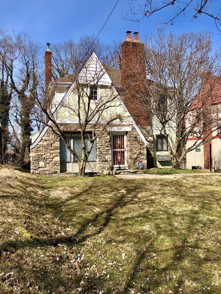 Coad Drive, Bond Hill, Cincinnati, OH Warren LeMay Flickr