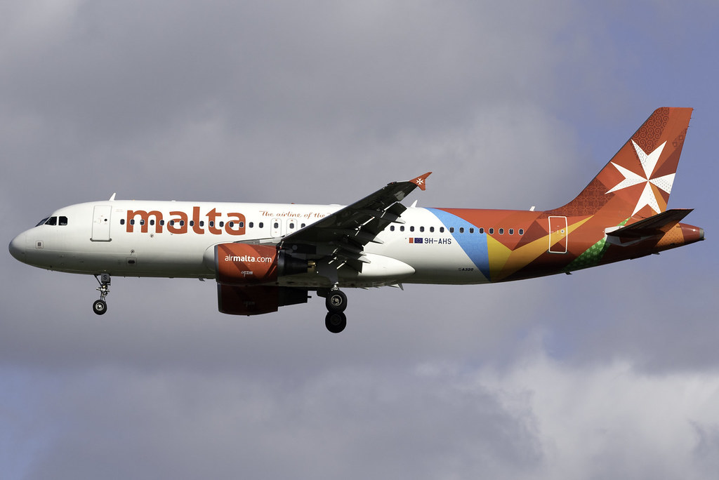 Air Malta A320 9HAHS at London Heathrow LHR/EGLL KM100 / … Flickr