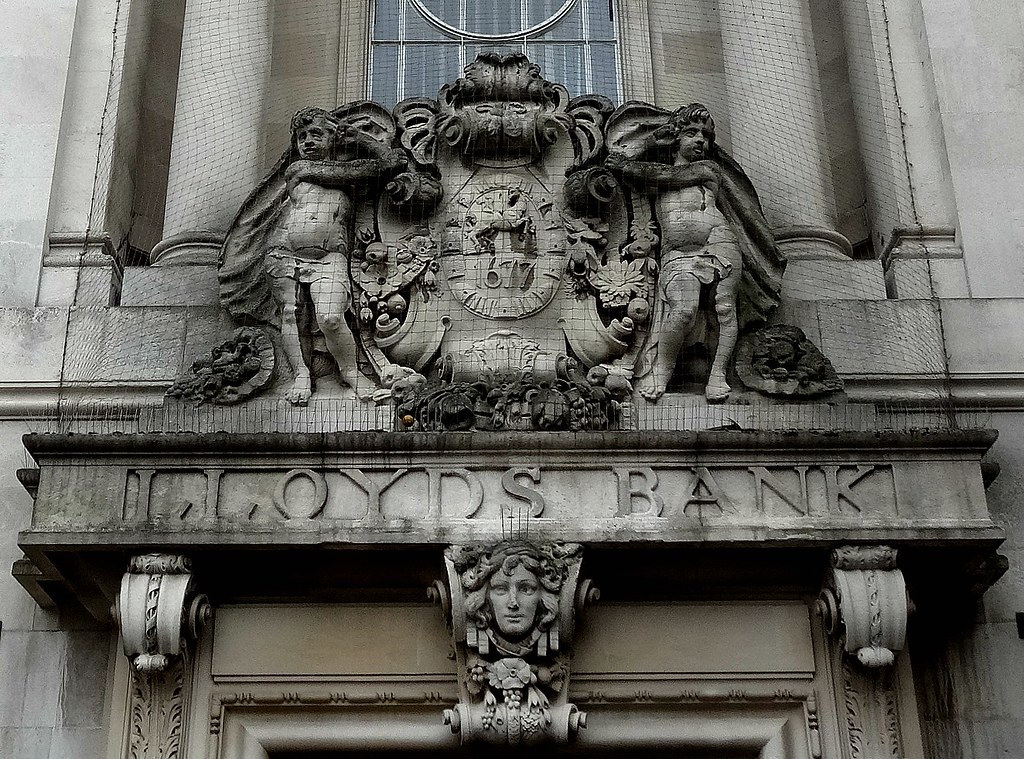 [72114] Norwich Lloyds Bank Lloyds Bank, 16 Gentleman's … Flickr