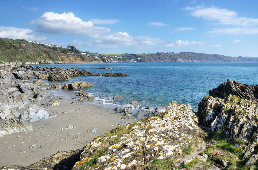 Hannafore Beach, Looe, Cornwall Looe is a beautiful little… Flickr