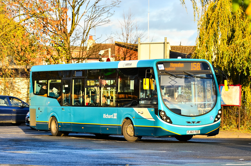 FJ62FOT Arriva Leicester 3300 FJ62FOT 158 Nuneaton Bus S… Flickr