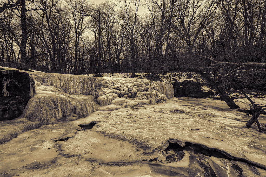 PAS_1084 Hidden Falls in Nerstrand, MN Peter Stratmoen Flickr
