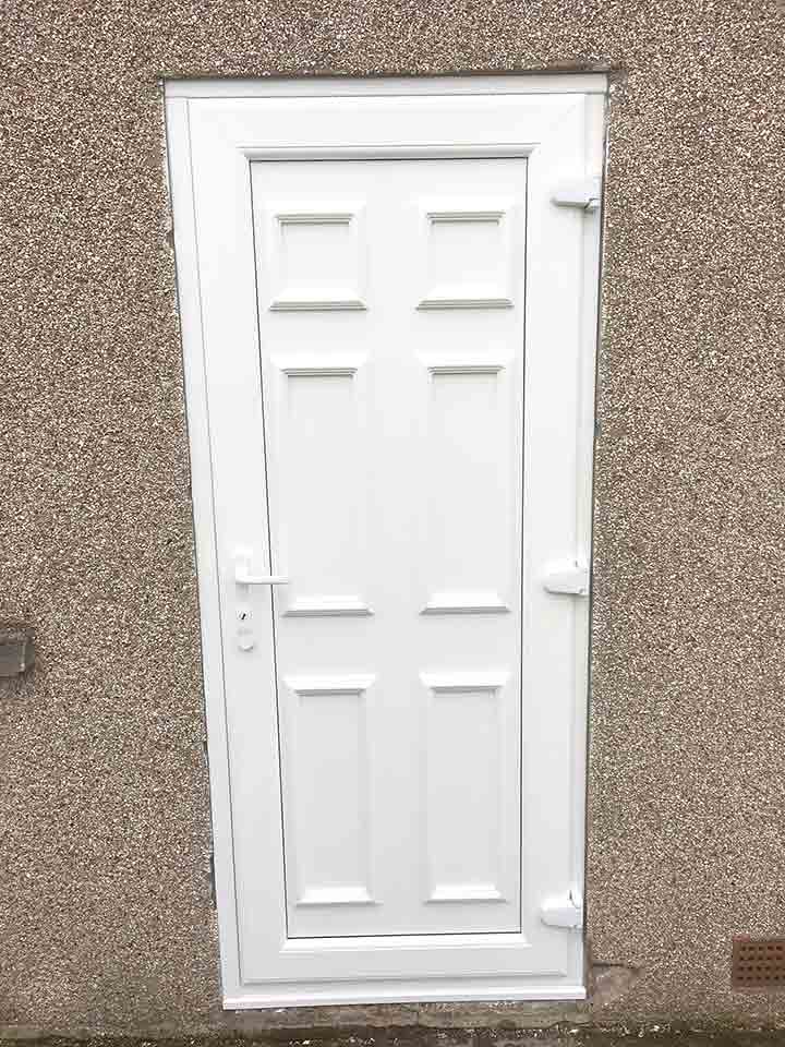uPVC Back door for Garage A new uPVC back door fitted to a… Flickr