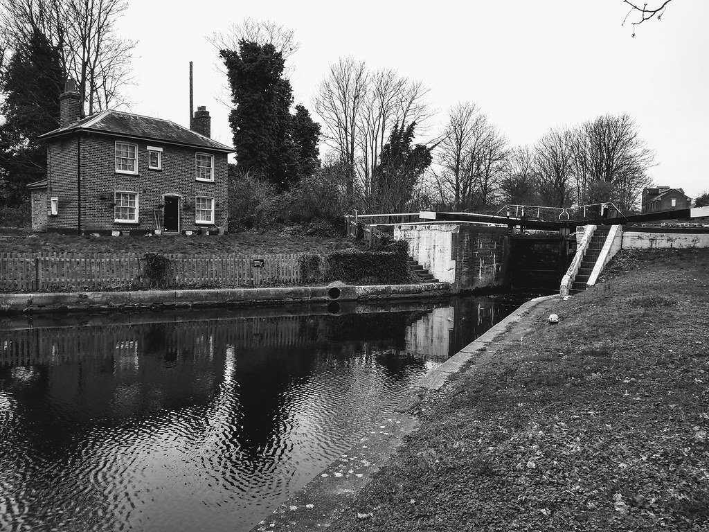 Hanwell Flight bottom lock Lock house Mike Atkinson Flickr