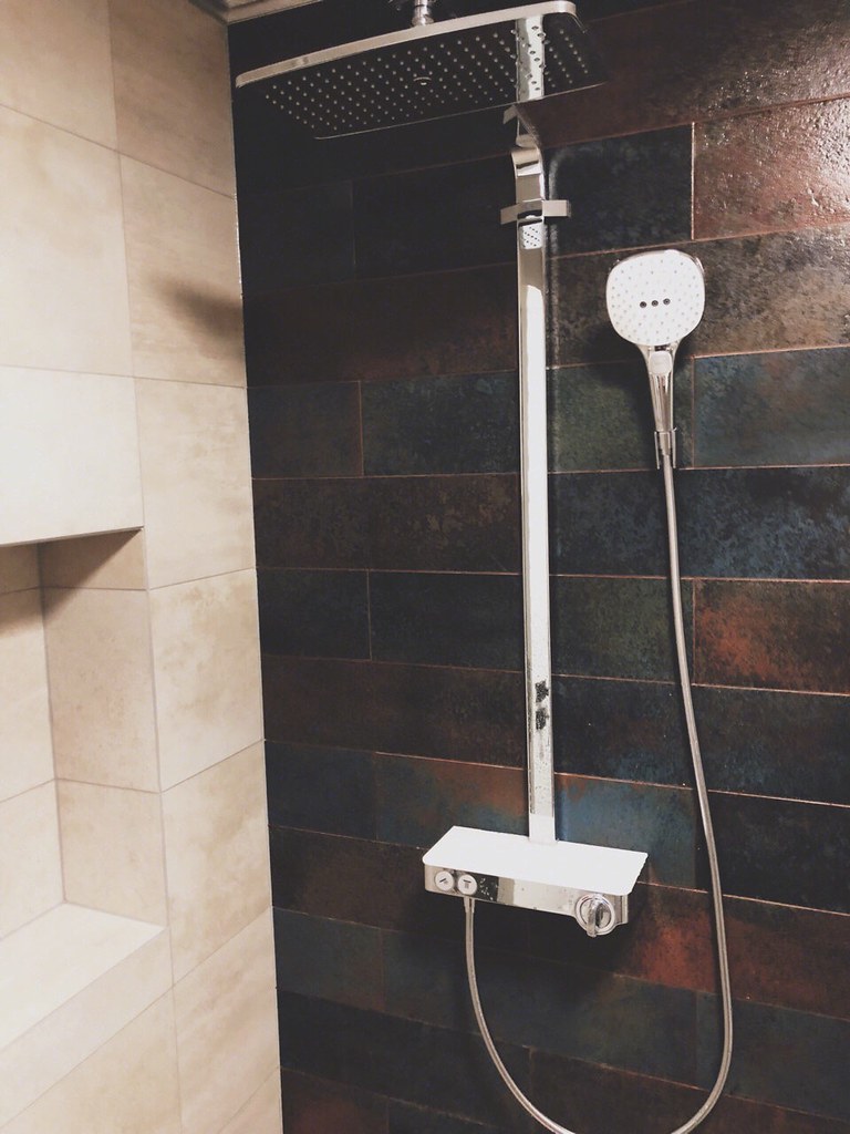 Hansgrohe shower system or shower combo set in a tiled sho… Flickr