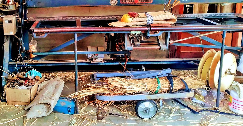 In the tatami repair shop Rosewoman Flickr