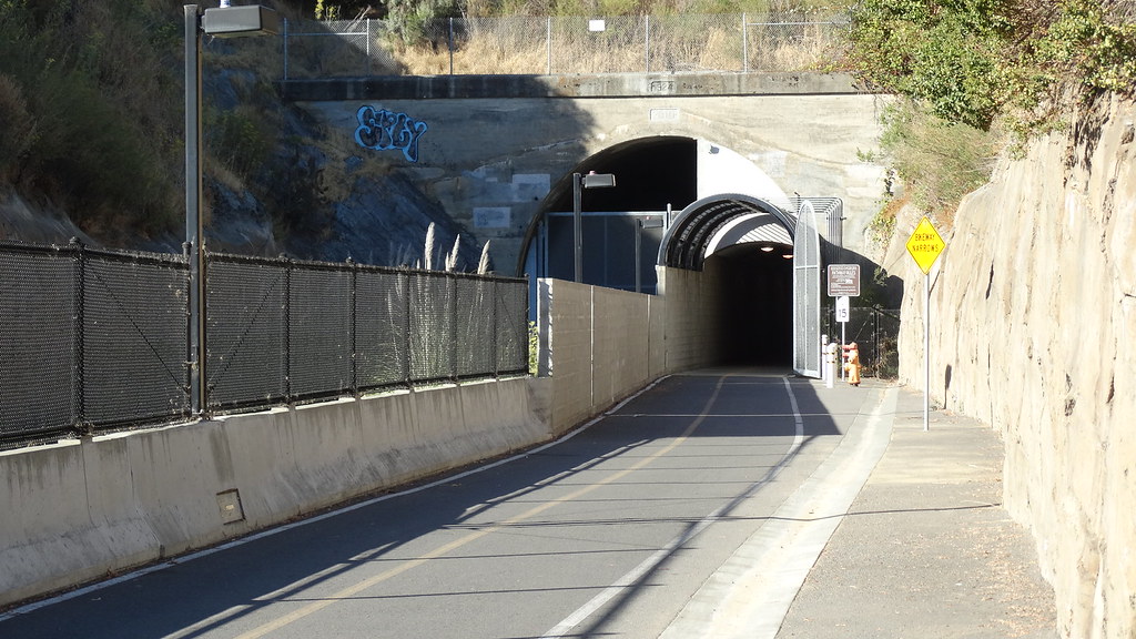 Larkspur, CA NWP rightofway July 29, 2017 South port… Flickr