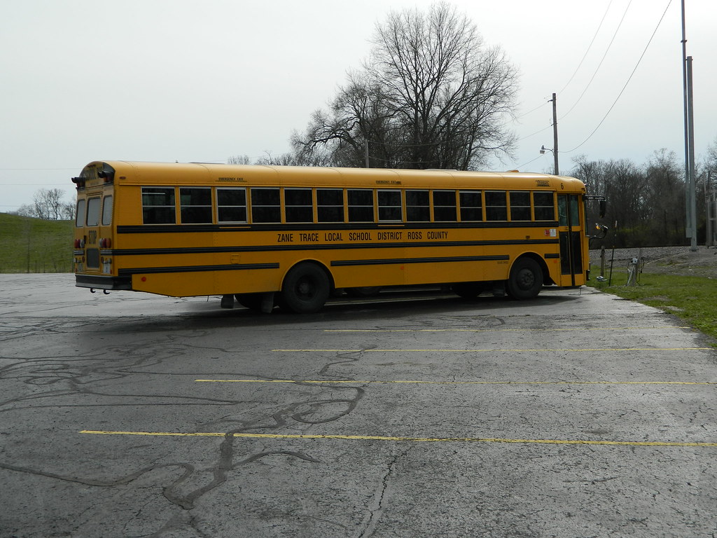 Zane Trace Local School District 6 Bus lot Chillicothe, … Flickr
